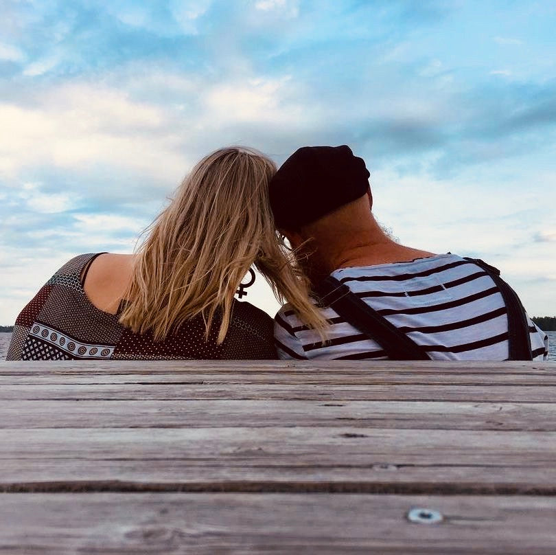 Pendientes Ella (símbolo de Venus)