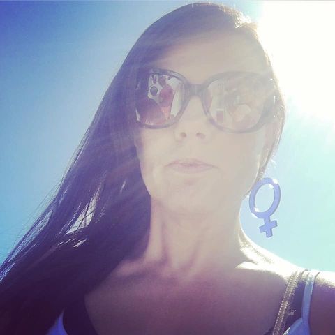 Pendientes Ella (símbolo de Venus)