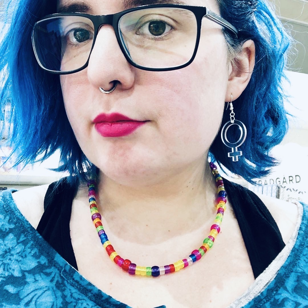 Pendientes Ella Pequeño (símbolo de Venus)