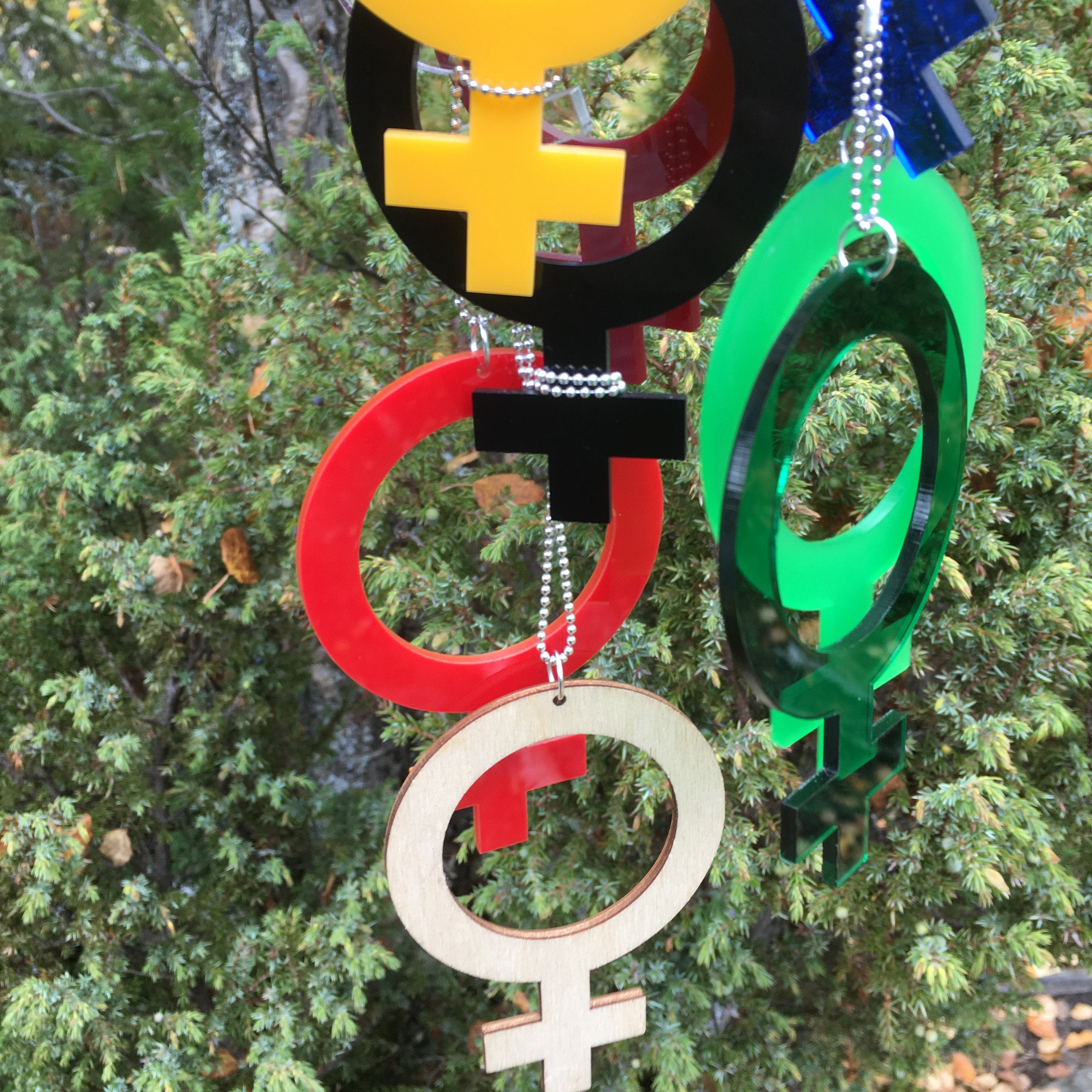 Necklaces She Large (Woman Symbol)
