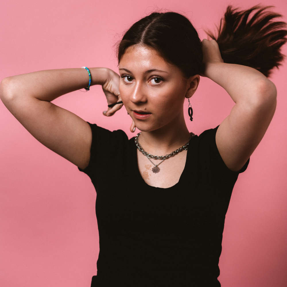 Örhängen Hon mini (kvinnosymbol)