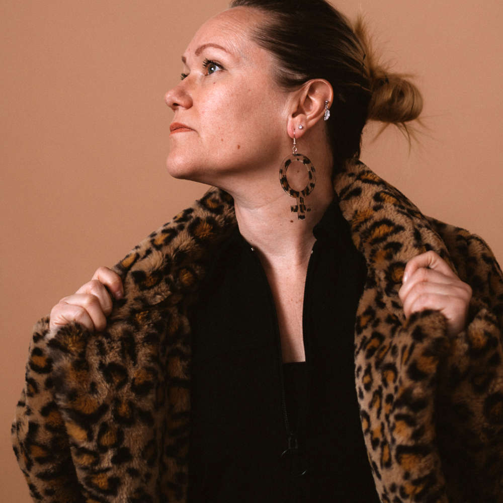 Pendientes Ella (símbolo de Venus)