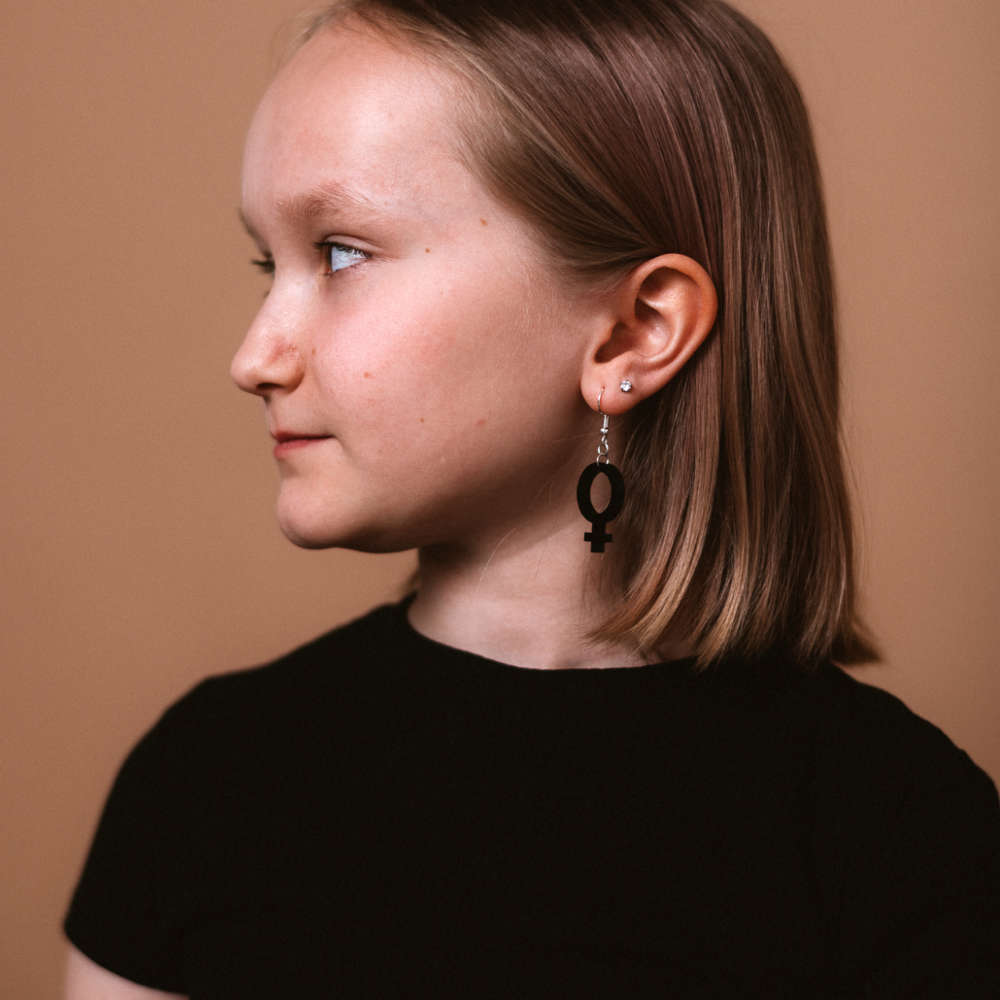 Örhängen Hon mini (kvinnosymbol)