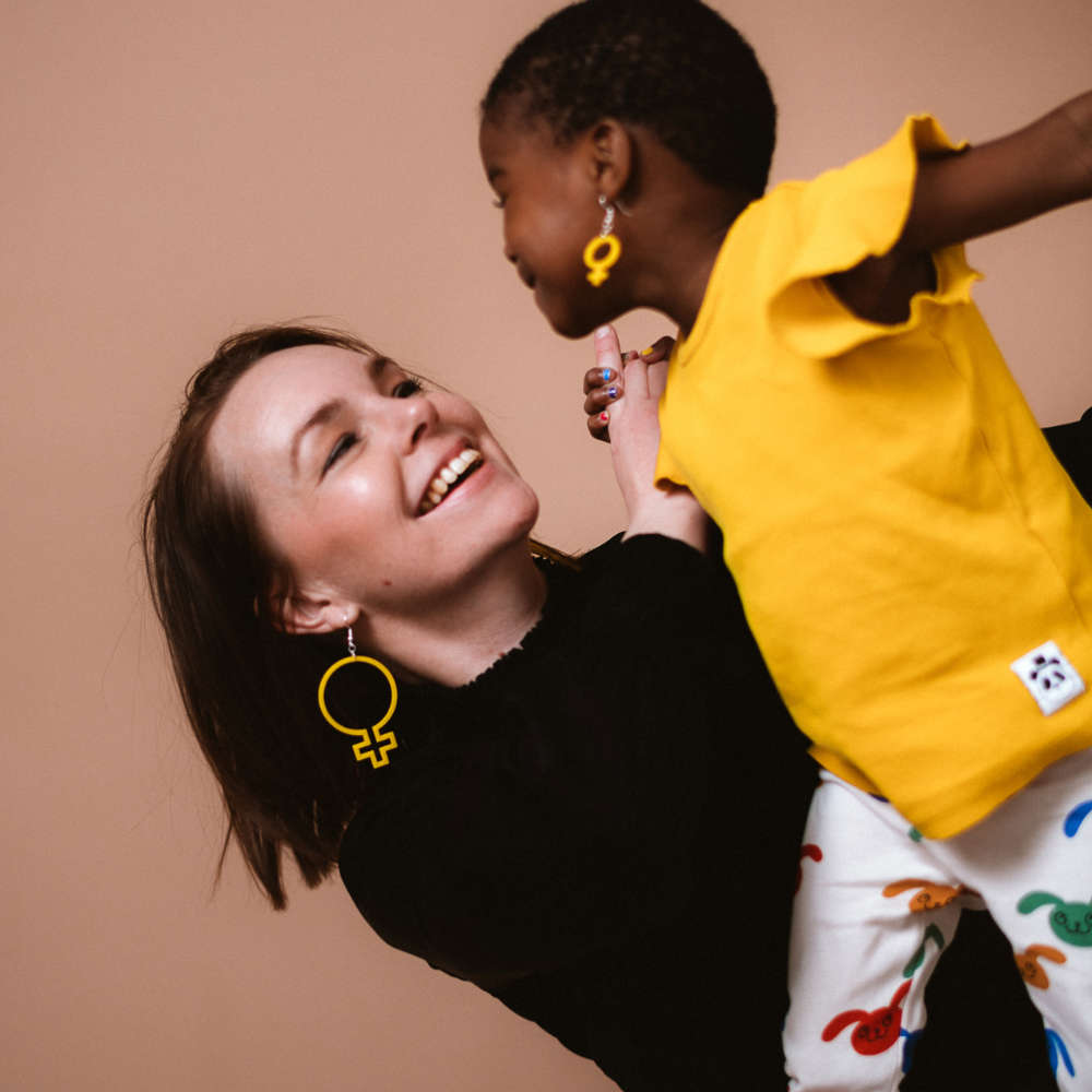 Örhängen Hon mini (kvinnosymbol)