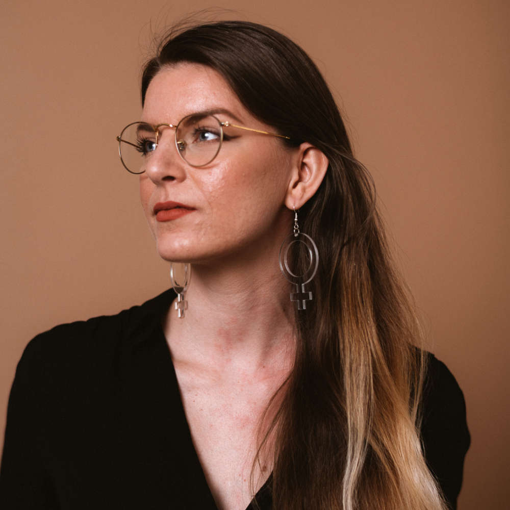 Pendientes Ella (símbolo de Venus)