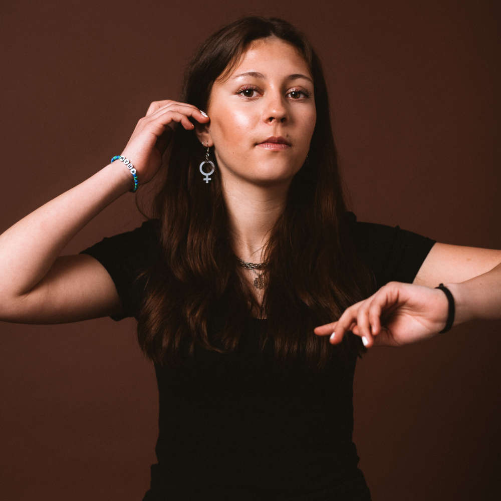 Örhängen Hon mini (kvinnosymbol)