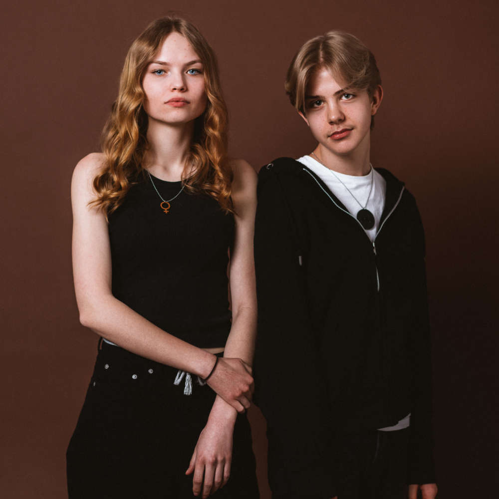 Collar Ella mini (símbolo de Venus)