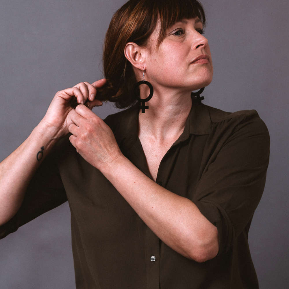 Pendientes Ella (símbolo de Venus)