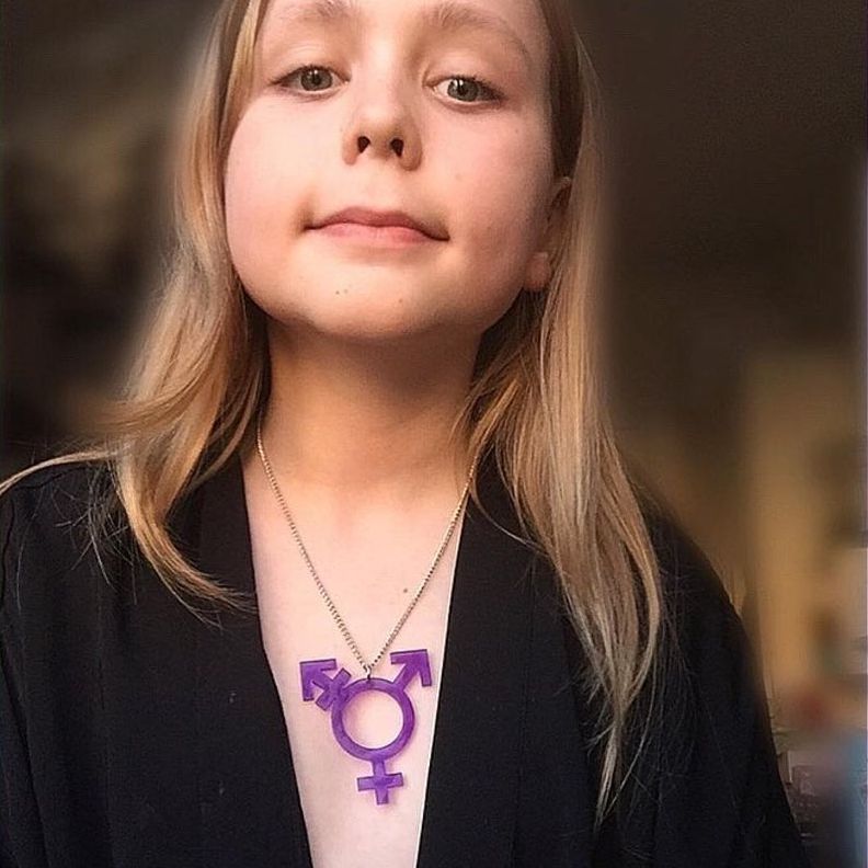 Necklaces Trans