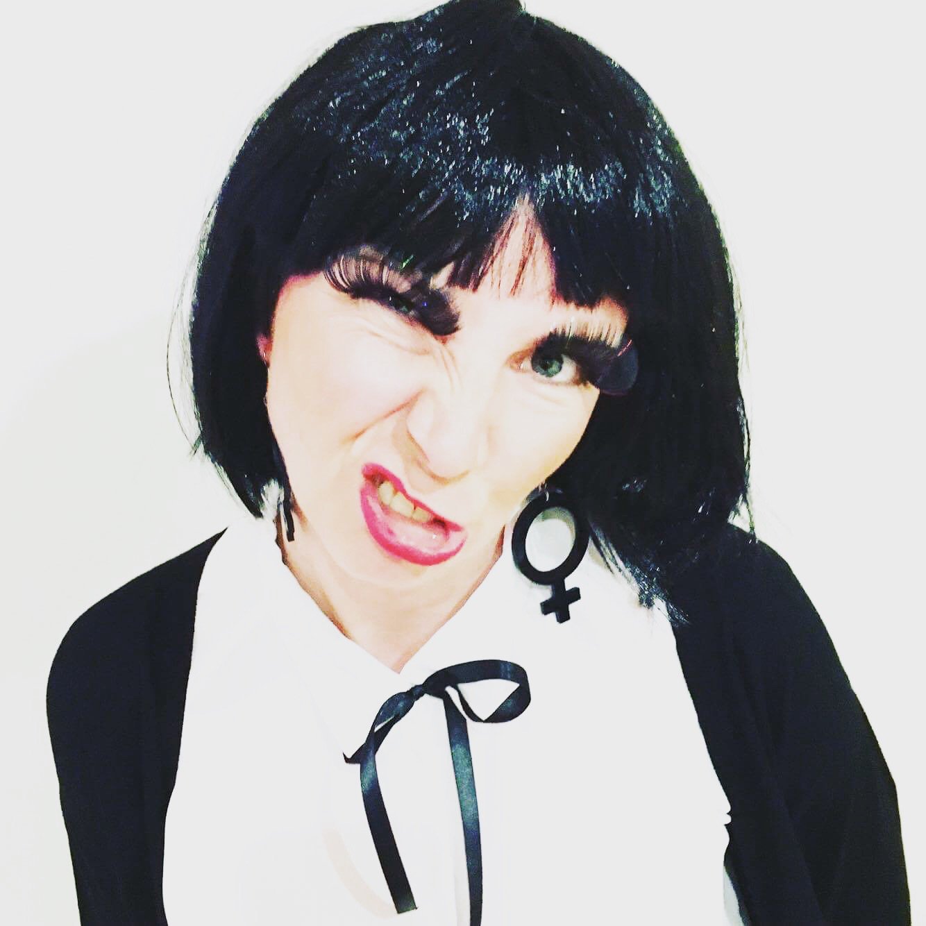 Pendientes Ella (símbolo de Venus)